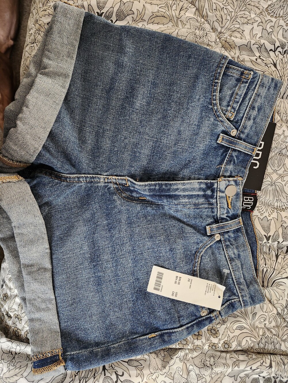 BDG Women's Mom High RISE Blue Denim Shorts.